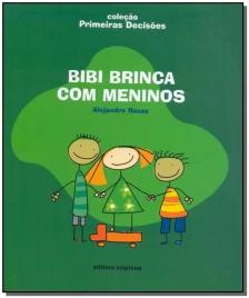 Bibi brinca com meninos